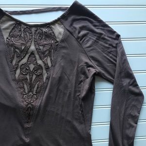 Buckle long sleeve top